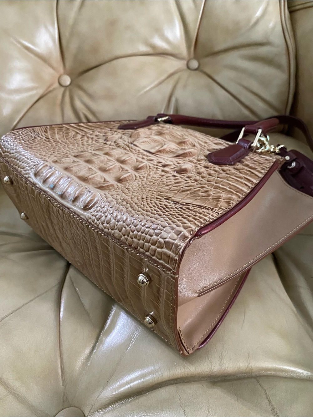LKNW Brahmin Mini Priscilla Satchel Crossbody Tassel Charm Melbourne Wine/Beige - Picture 6 of 16